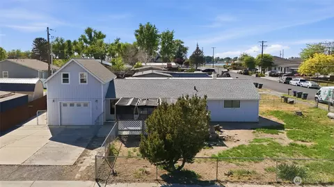 1602 W Fern Dr, Moses Lake, WA 98837