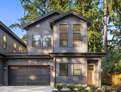15016 SE 22nd St, Bellevue, WA 98007