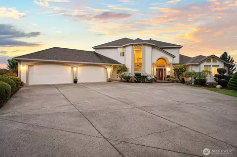 124 Pompano Rd, Woodland, WA 98674