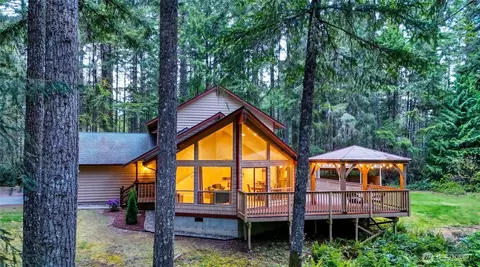 12677 Olympic View Rd NW, Silverdale, WA 98383