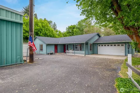5197 Regan Rd, Cashmere, WA 98815