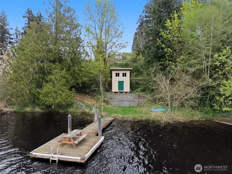 6401 Long Lake Rd SE, Port Orchard, WA 98367