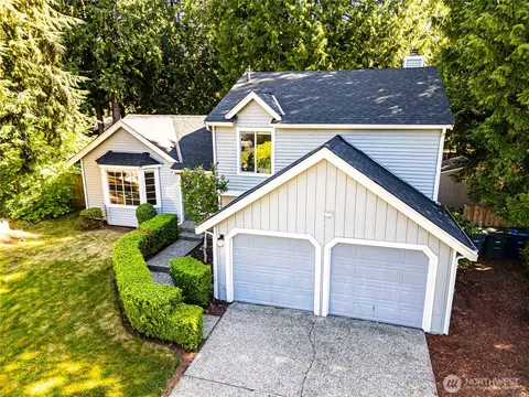 22039 NE 15th St, Sammamish, WA 98074