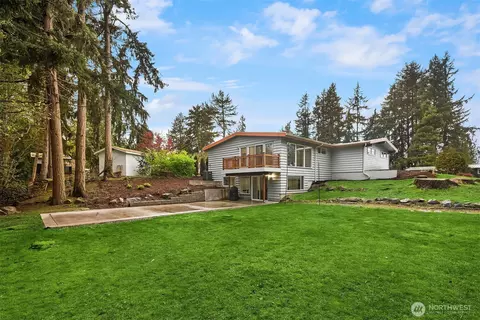 6279 NE 154th St, Kenmore, WA 98028