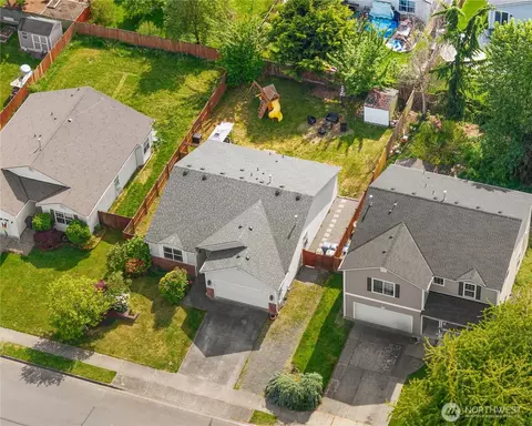 View/Area - 1105 Boatman Ave NW, Orting, WA 98360 photo 2 of 6