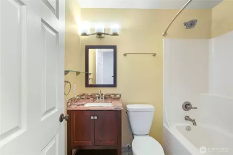 Bath - 1105 Boatman Ave NW, Orting, WA 98360 photo 2 of 2