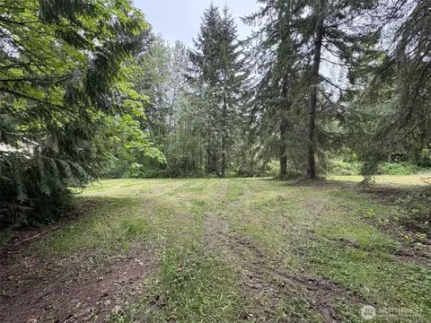 110 Rainier Ct, Chehalis, WA 98532