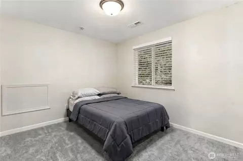 Bedroom - 206 W Marilyn Ave, Everett, WA 98204 photo 2 of 5