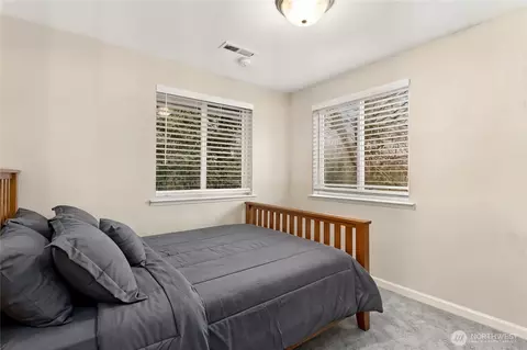 Bedroom - 206 W Marilyn Ave, Everett, WA 98204 photo 3 of 5