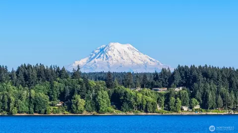 11318 Vipond Dr NW, Gig Harbor, WA 98329