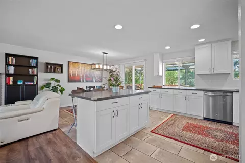 Kitchen - 913 92nd St SE, Everett, WA 98208 photo 1 of 3