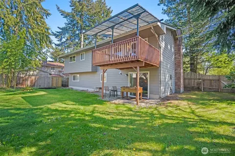 Exterior - 913 92nd St SE, Everett, WA 98208 photo 6 of 11