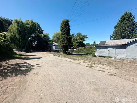 8663 Beacon Ave S, Seattle, WA 98118