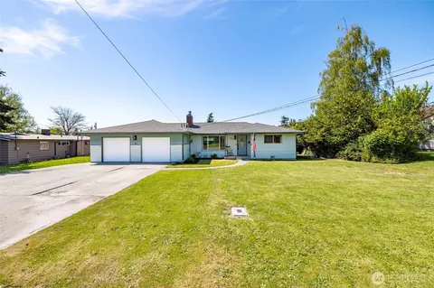 471 SE Glencoe St, Oak Harbor, WA 98277
