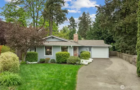 7848 NE 146th St, Kenmore, WA 98028