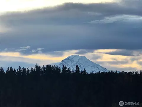 2540 Forest Ridge Dr SE, Auburn, WA 98002