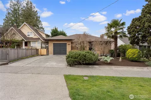 5911 49th Ave SW, Seattle, WA 98136