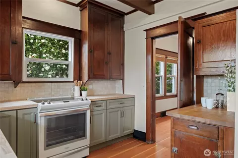 Kitchen - 2209 Wetmore Ave, Everett, WA 98201 photo 1 of 3