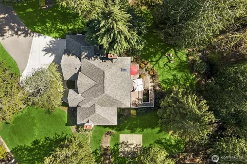 21641 SE 249th St, Maple Valley, WA 98038