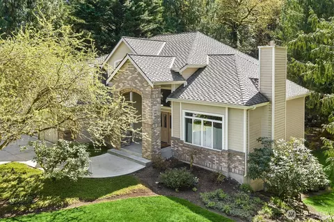21641 SE 249th St, Maple Valley, WA 98038