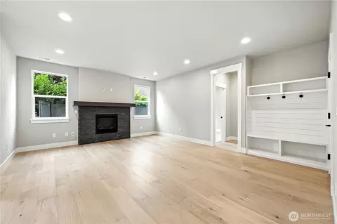 Living - 19312 Meridian Dr SE #CW 11, Bothell, WA 98012 photo 2 of 4