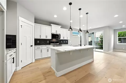 Kitchen - 19312 Meridian Dr SE #CW 11, Bothell, WA 98012 photo 1 of 2