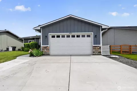 8019 Vialago Pkwy, Zillah, WA 98953