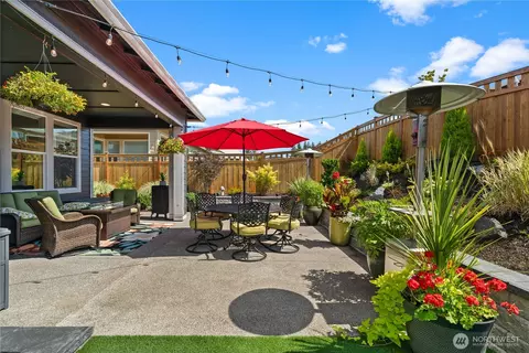 15215 182nd Ave E, Bonney Lake, WA 98391