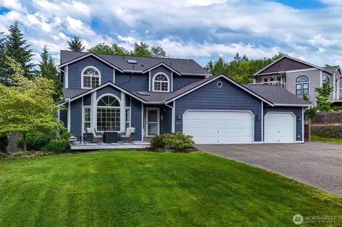 2294 Steamboat Loop E, Port Orchard, WA 98366