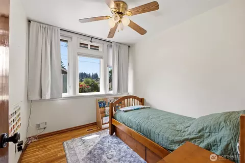 Bedroom - 4826 Delaware Ave, Everett, WA 98203 photo 4 of 4