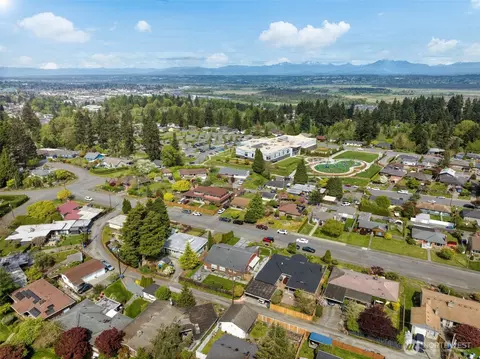 View/Area - 4826 Delaware Ave, Everett, WA 98203 photo 3 of 3