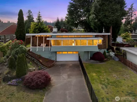 4826 Delaware Ave, Everett, WA 98203