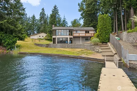 7335 Holmes Island Rd SE, Lacey, WA 98503