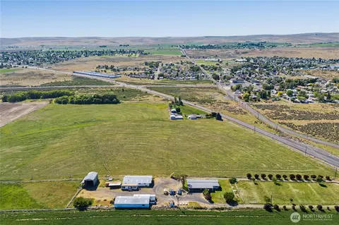 721 Rd 20 NE, Soap Lake, WA 98851