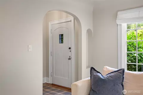 Entry Way - 1945 Boyer Ave E, Seattle, WA 98112 photo 1 of 3