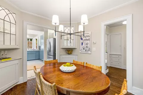 Dining - 1945 Boyer Ave E, Seattle, WA 98112 photo 2 of 2