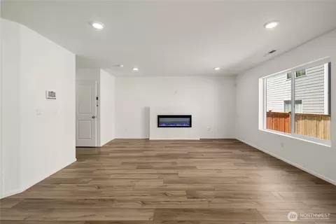 Living - 32313 Bryant Rd, Sultan, WA 98294 photo 3 of 5