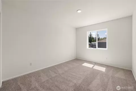 Bedroom - 32313 Bryant Rd, Sultan, WA 98294 photo 6 of 9