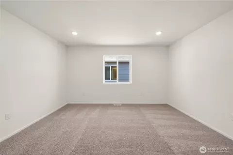 Bedroom - 32321 Bryant Rd, Sultan, WA 98294 photo 5 of 8