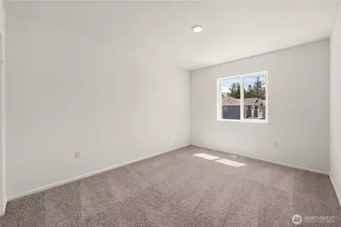 Bedroom - 32321 Bryant Rd, Sultan, WA 98294 photo 6 of 8