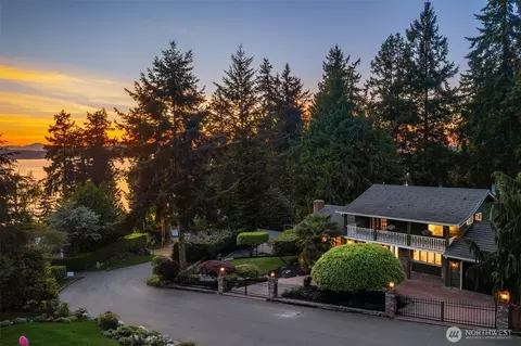 2640 SW 163rd St, Burien, WA 98166