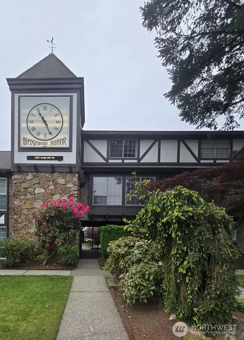 3425 S 176 St #241, Seatac, WA 98188