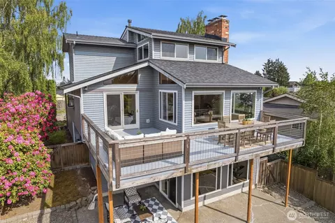 4019 52nd Pl SW, Seattle, WA 98116