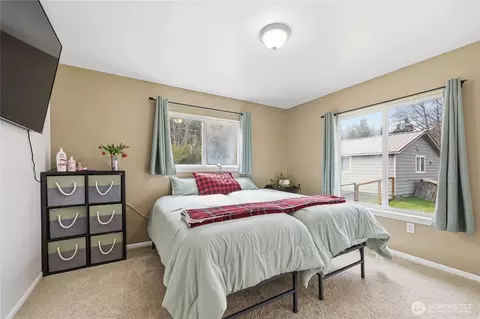 Bedroom - 331 Bachelor Rd, Sequim, WA 98382 photo 1 of 4