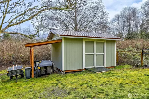 Exterior - 331 Bachelor Rd, Sequim, WA 98382 photo 9 of 11