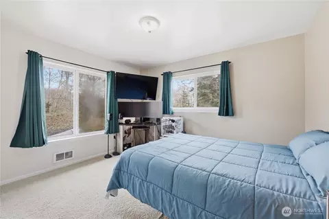 Bedroom - 331 Bachelor Rd, Sequim, WA 98382 photo 4 of 4