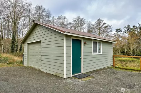 Exterior - 331 Bachelor Rd, Sequim, WA 98382 photo 8 of 11
