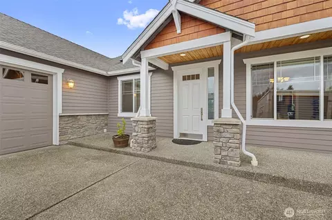 937 Secord Ct, Camano Island, WA 98282