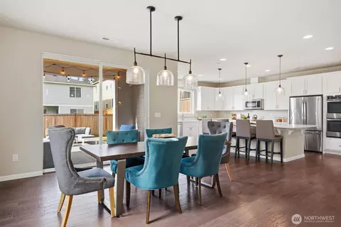 Dining - 314 181st St SE, Bothell, WA 98012 photo 3 of 3