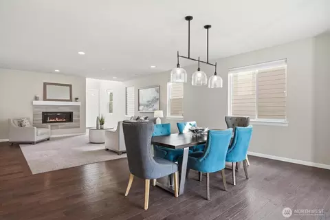 Dining - 314 181st St SE, Bothell, WA 98012 photo 2 of 3